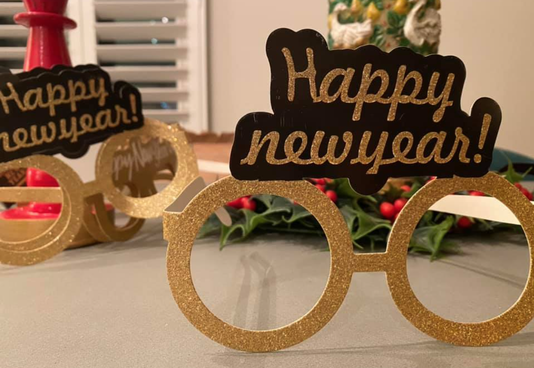 happy new year glasses